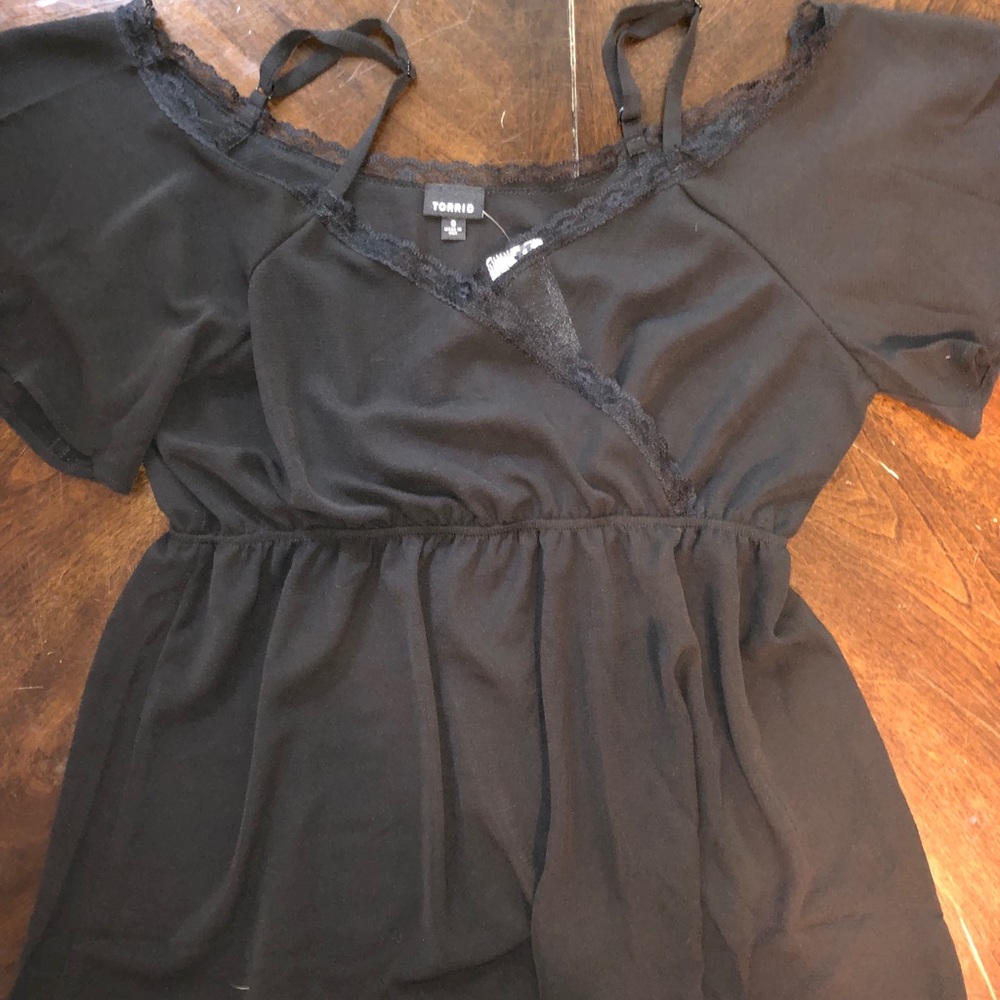 NWT - cold shoulder black top